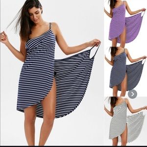 NWOT Laleela Swimsuit Cover Up